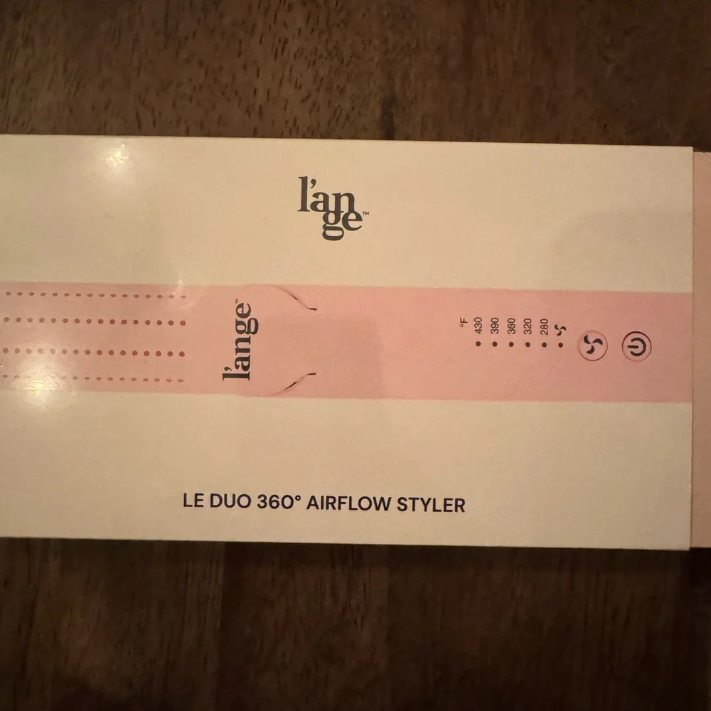 Lange Le Duo 360° Airflow Styler in Pink and White - Picture 2 of 6